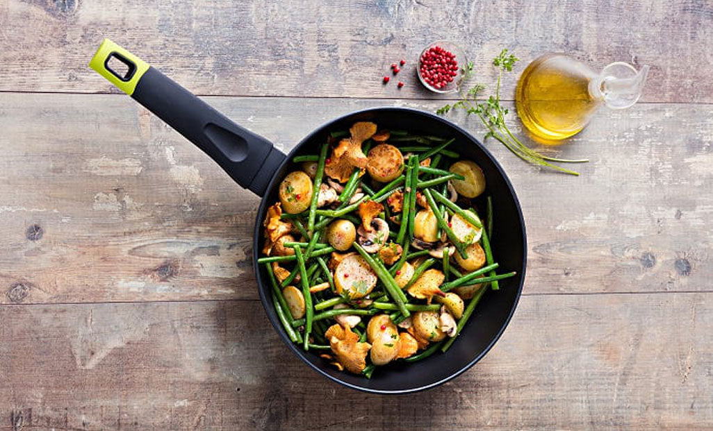 Mushrooms and Vegetables Pan